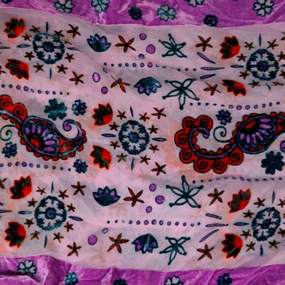 COPY - Stunning lavender floral velvet kimono overlay top O/S nwot vest ruana - Picture 7 of 8